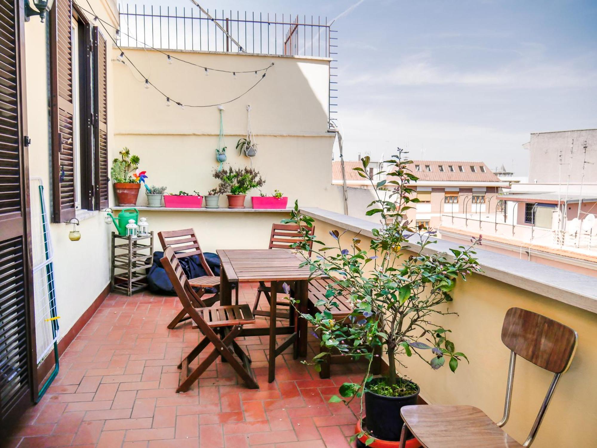 Beautiful Penthouse With Terrace Near The Centre Apartment Rome Exterior photo